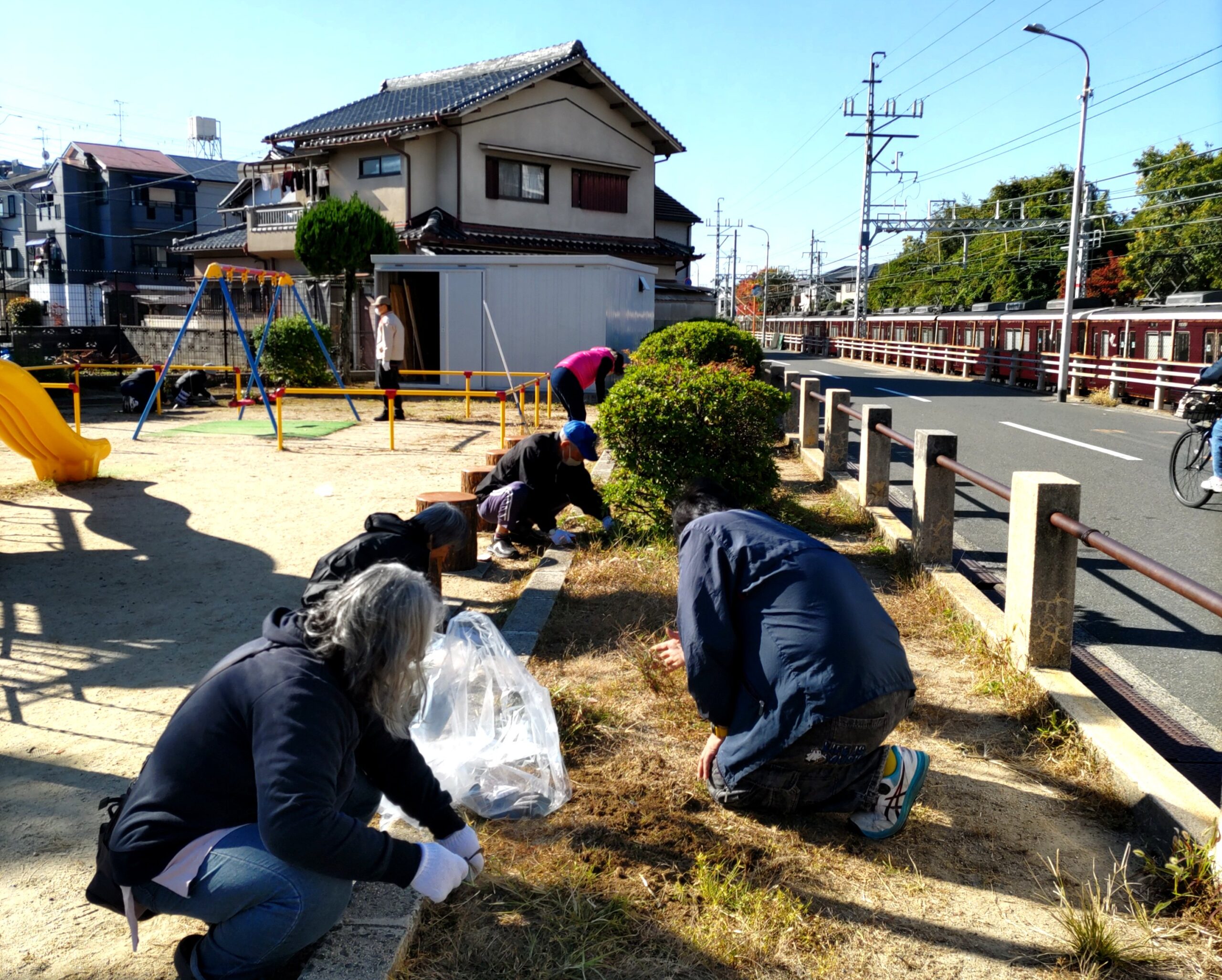 秋の富田大掃除大作戦を実施しました