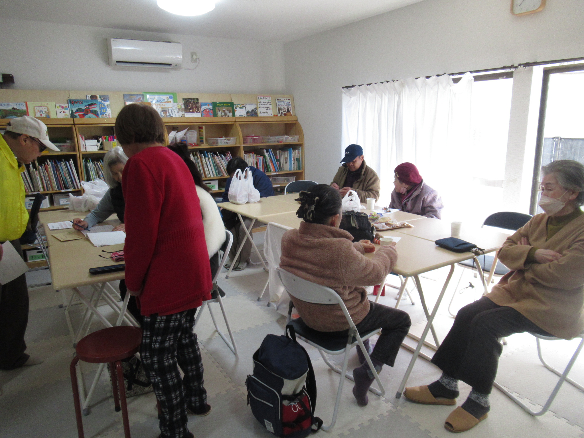 富田富寿栄老人会ふれあい喫茶を開催