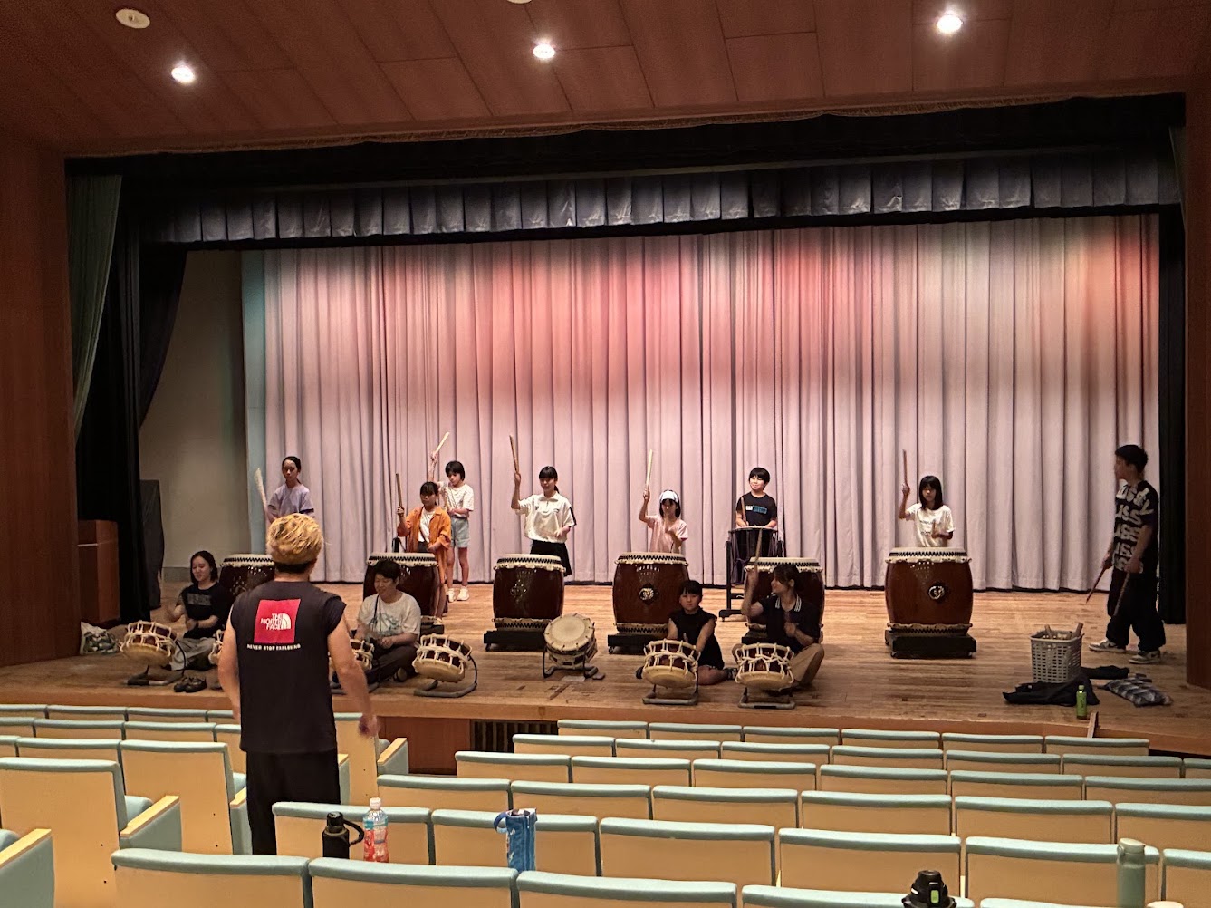子ども第三の居場所　太鼓演奏体験